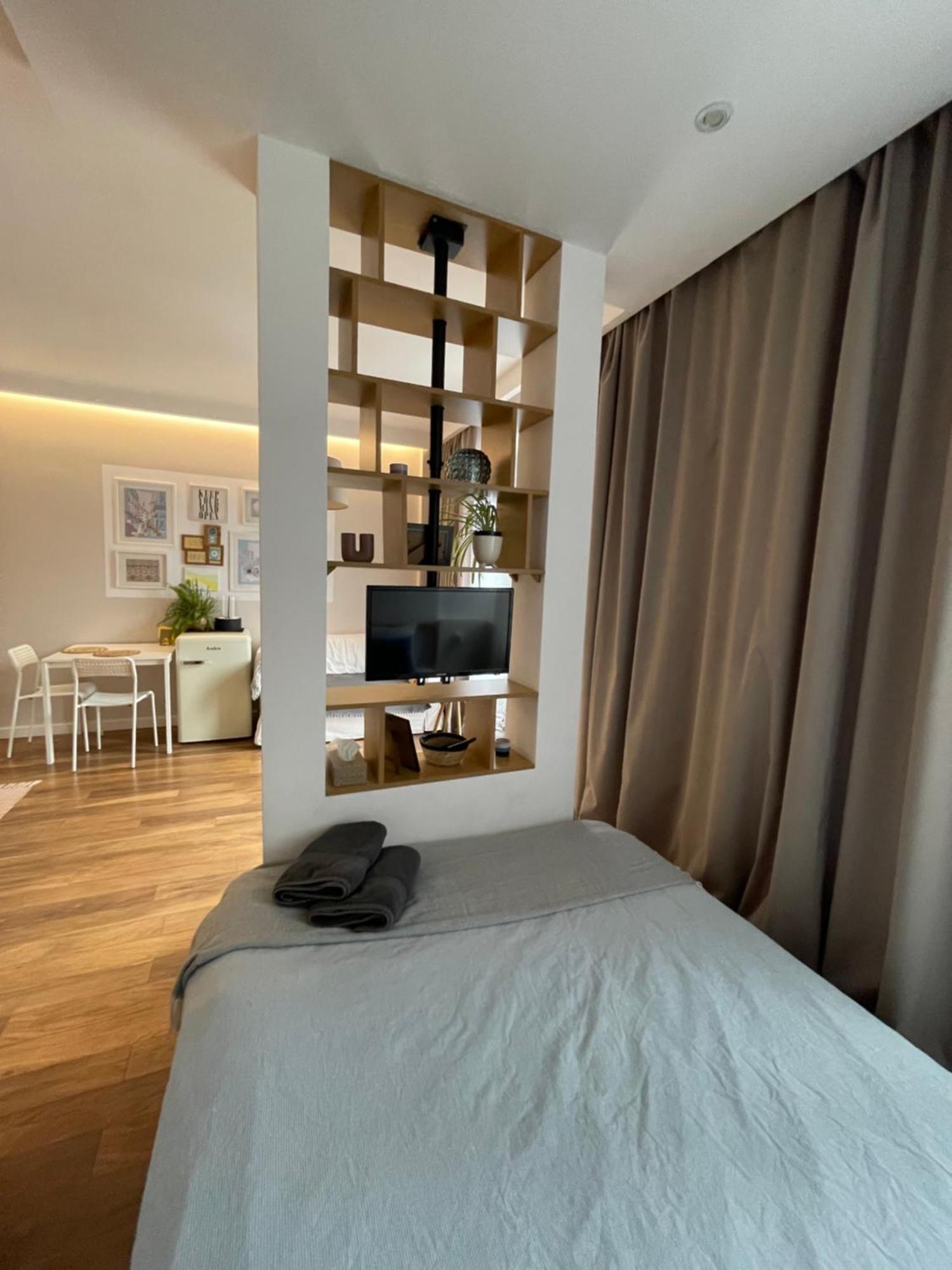 Studio W Centrum Warszawy Ulica Chmielna - 500M Od Dworca Centralnego - By Good Sleeping วอร์ซอ ภายนอก รูปภาพ
