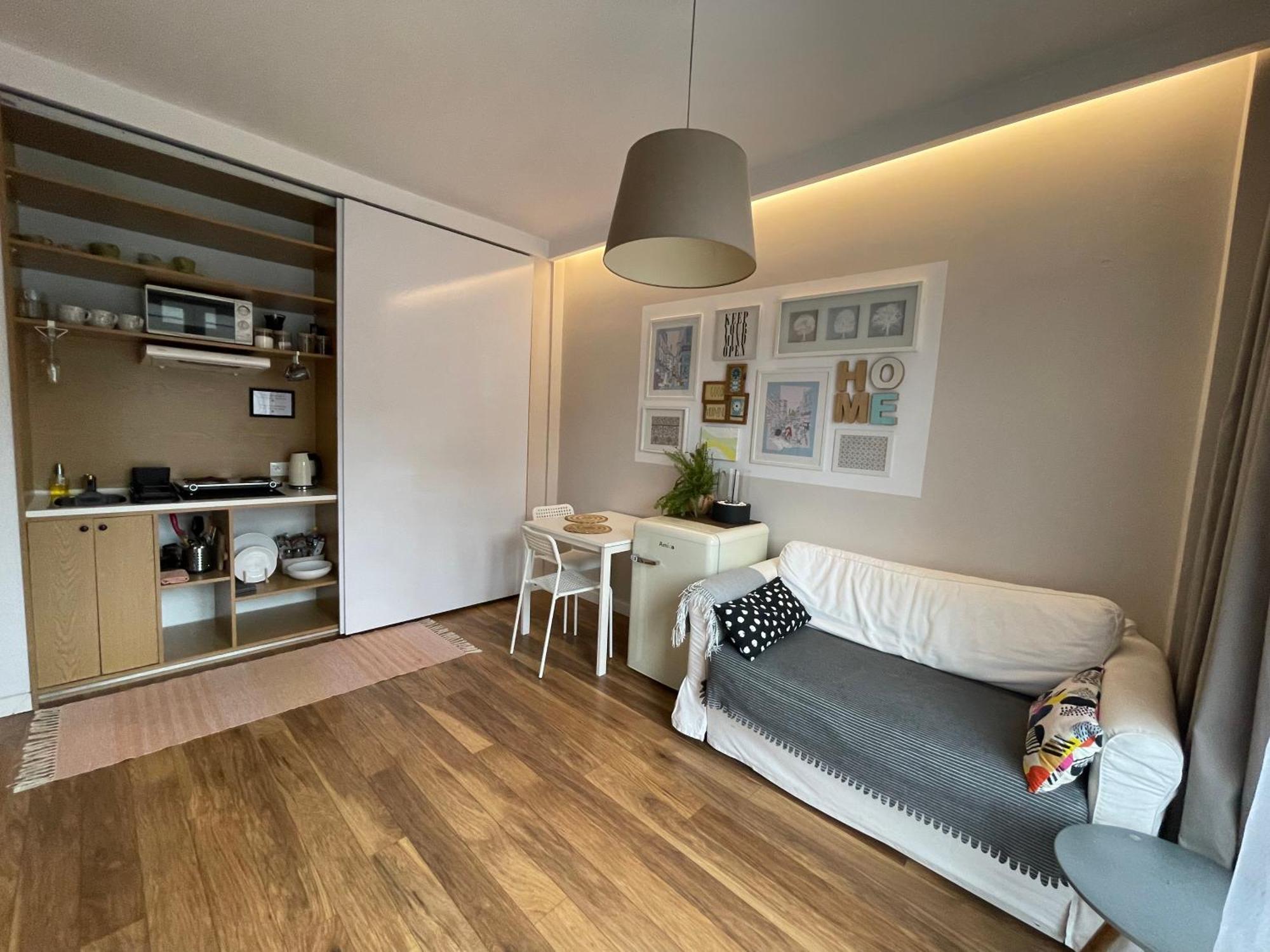 Studio W Centrum Warszawy Ulica Chmielna - 500M Od Dworca Centralnego - By Good Sleeping วอร์ซอ ภายนอก รูปภาพ